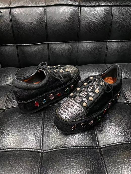 LFGJ 3836 设计师款编织马毛松糕底女鞋 商品图3