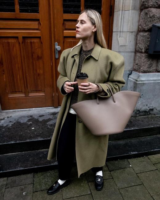 Little Liffner 栗棕色/灰褐色/米白色大号牛皮郁金香型手提包 商品图1