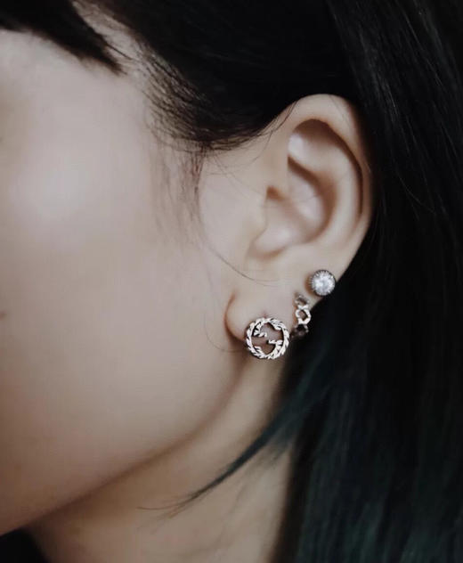 Gucci古驰仿古纯银雕花立体双G图案 耳钉 商品图8