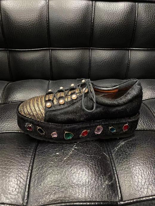 LFGJ 3836 设计师款编织马毛松糕底女鞋 商品图7