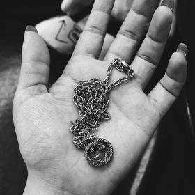 Gucci interlocking系列 互扣式双G项链