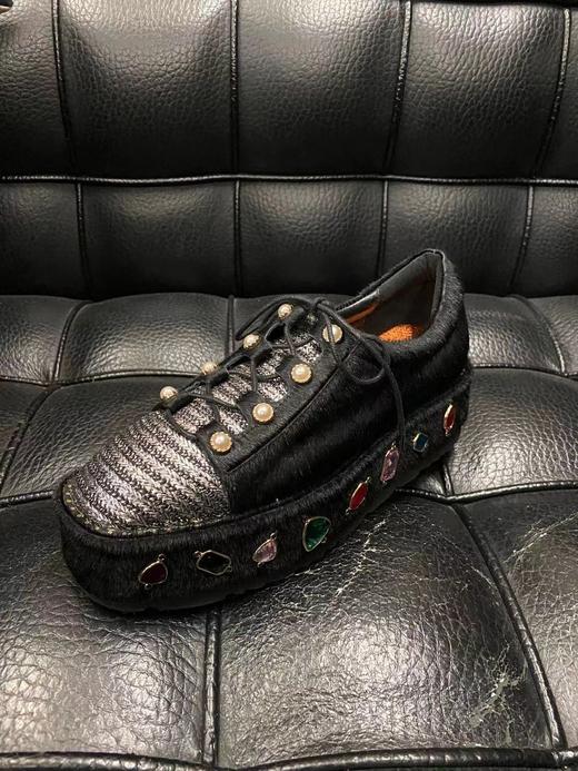 LFGJ 3836 设计师款编织马毛松糕底女鞋 商品图0