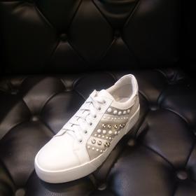 LFGJ 0516时尚休闲板鞋