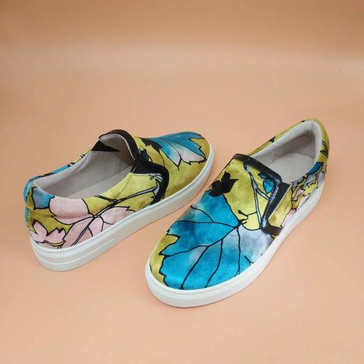 LFGJ 5401设计师款中性复古秋款女单鞋（随意剪裁，花色不对称） 商品图5