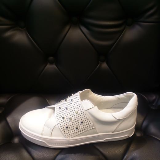 LFGJ   0508  时尚休闲板鞋 商品图1