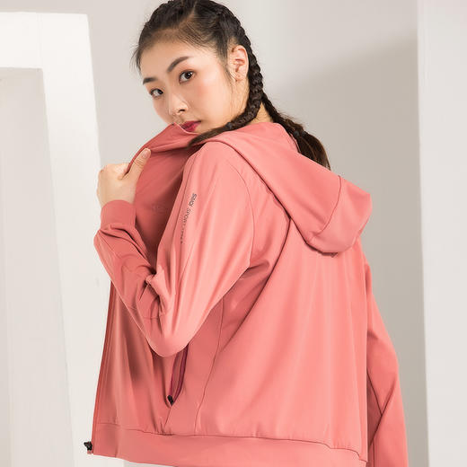 【线下同款 宽松版型 开衫设计】
赛琪女士运动卫衣171050 商品图4