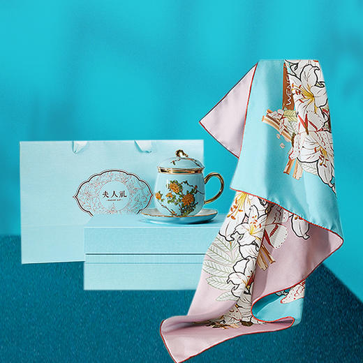 万事利夫人礼丝瓷套装（双面异色大方巾+瓷器） 商品图1