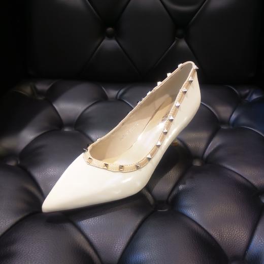 lfgj jeans BK102铆钉细跟尖头女鞋 商品图6