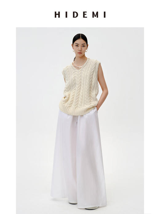 HIDEMI 美利奴羊毛绞花V领背心 原白色/藏蓝色 商品图2