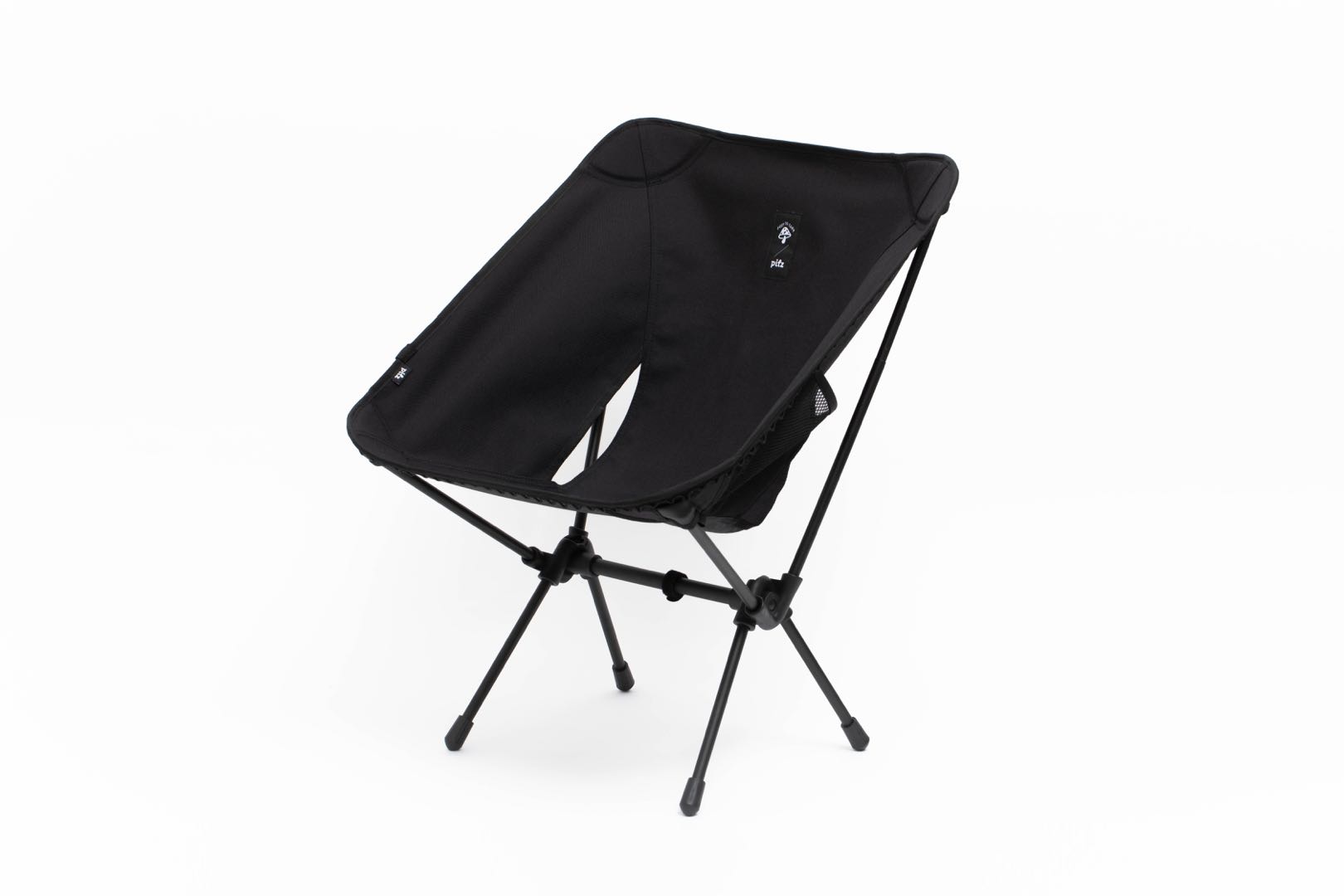 Pitz 轻量折叠月亮椅 Vine Folding Chair C-1