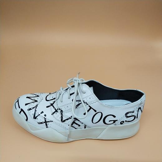 LFGJ  0215舒适休闲单鞋 商品图1