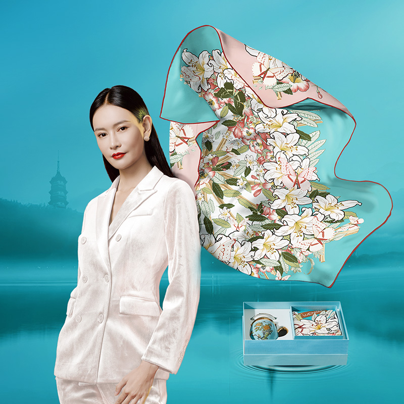 万事利夫人礼丝瓷套装（双面异色大方巾+瓷器）