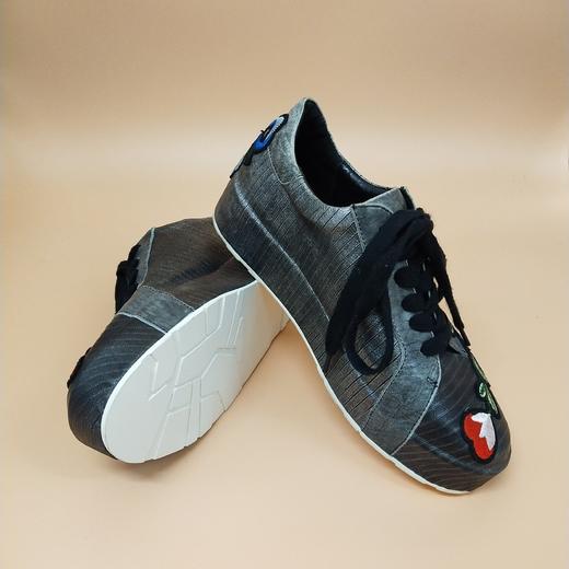 LFGJ  1108  时尚潮流刺绣板鞋 商品图10