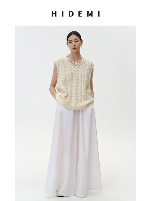 HIDEMI 美利奴羊毛绞花V领背心 原白色/藏蓝色 商品图3