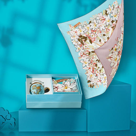 万事利夫人礼丝瓷套装（双面异色大方巾+瓷器） 商品图3