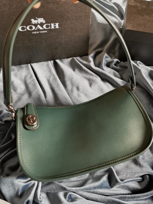 coach swinger全皮腋下麻将包4色 商品图2