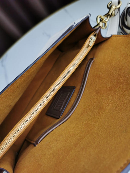 coach tabby蔻驰酒神包-白色 商品图7