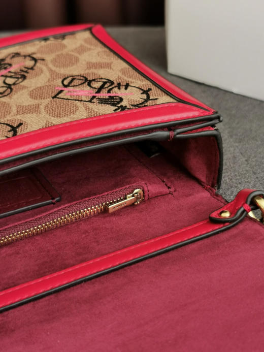 蔻驰涂鸦哈顿包-红色 商品图6