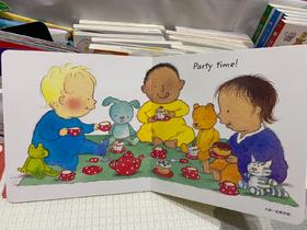 《哆来咪语感启蒙》：孩子特别开心，跳完开心的拍起了手