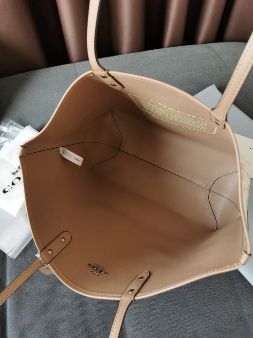 coach tote马车杏色托特包 商品图3