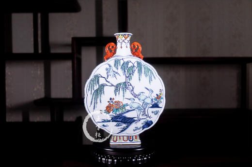 占剑文：斗彩开窗花鸟抱月瓶 商品图1