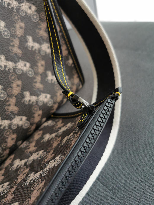 蔻驰马车竖版托特高度30cm 商品图5