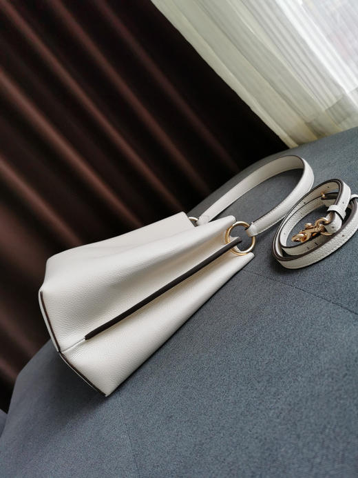 大号coach查理荔枝纹水桶包3色 商品图4