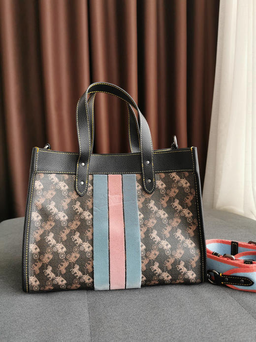 Coach蔻驰马车30号托特包-黑色条纹款 商品图1