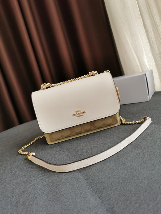 Coach Klare风琴包-白色 商品图3