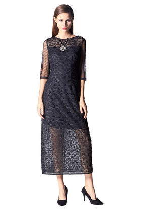 1S6836--黑色连衣裙--写实与抽象--《智慧之光--波斯艺术》