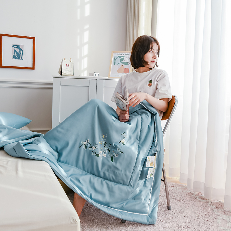 【云朵般清凉】大豆薄荷纤维夏凉被 清凉舒适 透气吸湿 夏季