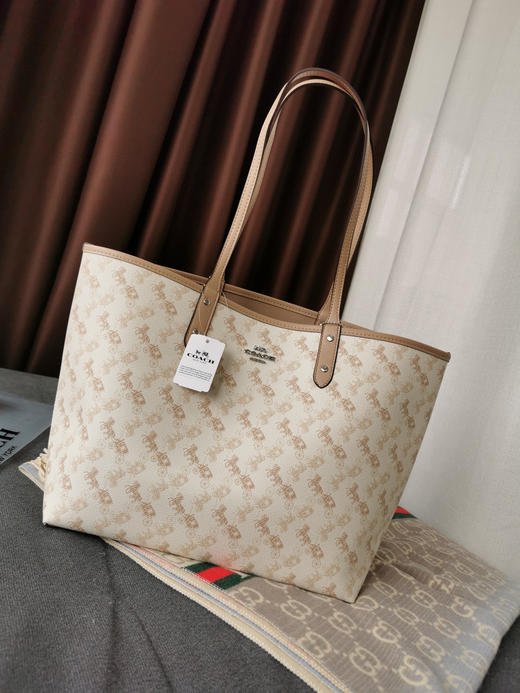 coach tote马车杏色托特包 商品图2