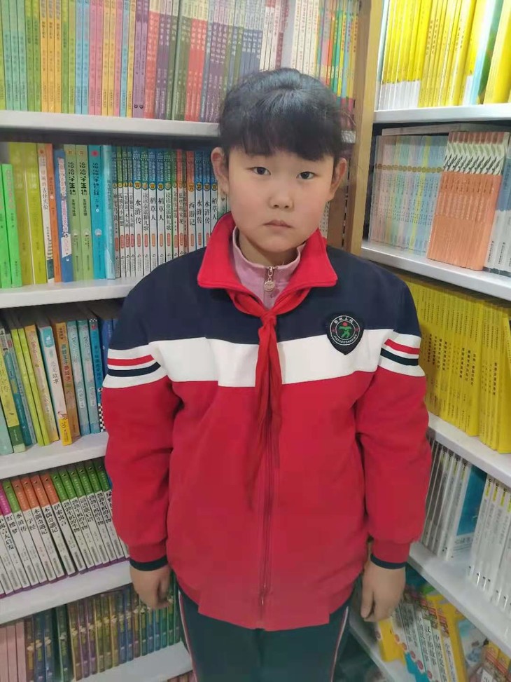 3年级吴晓怡学生照片.jpg