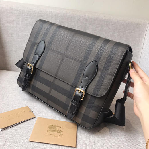 双扣男士邮差包-棕 商品图2