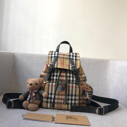 B家女士小号格子双肩背包 7243 商品图0