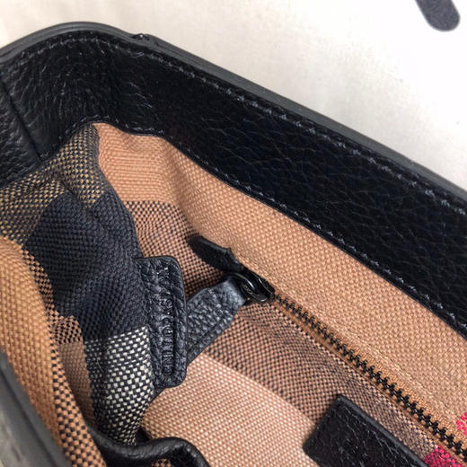 最新男士斜背包 商品图7