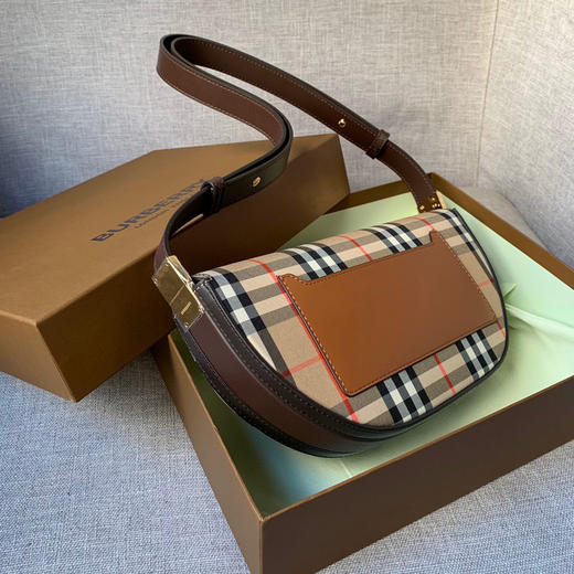 B家时装秀款肩背包 商品图7