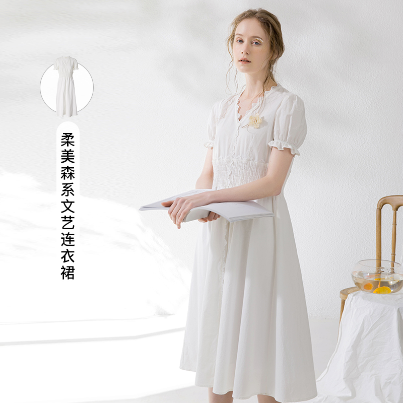 famecoco范可儿法式连衣裙女夏季v领泡泡袖长裙F213FA037