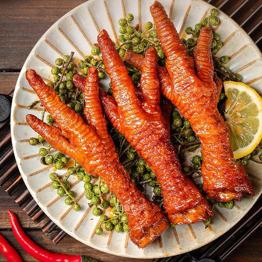 超惠组合王小卤虎皮凤爪  软糯化骨 鲜香美味 皮酥多汁 商品图2