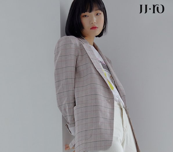 JJ JIGOTT     两个按钮细节H线外套JPY带授权招加盟代理
