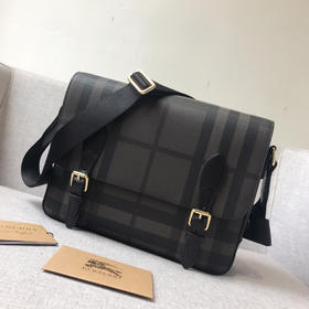 双扣男士邮差包-棕