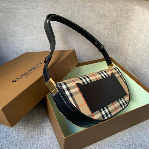 B家时装秀款肩背包 商品图3