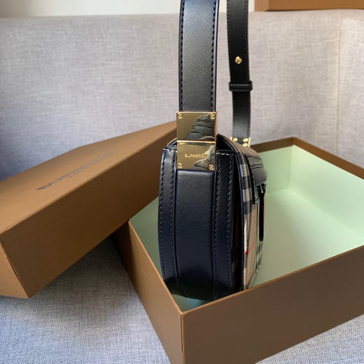 B家时装秀款肩背包 商品图2