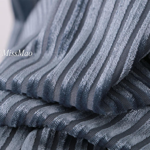 【à perles】浪漫风中领短袖丝绒T浪漫四色小豹纹、优雅紫，雾霾蓝，樱花粉【清仓，不退不换】 商品图4