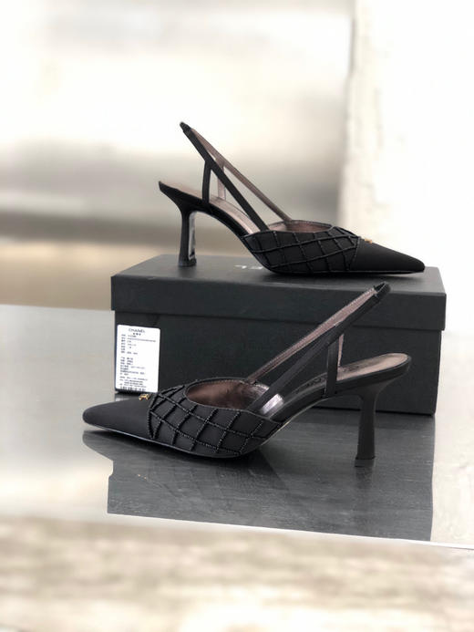 小香家 真丝手工串珠后空单鞋 商品图8