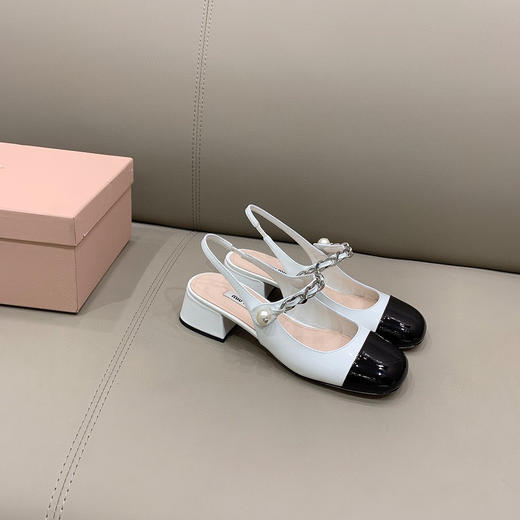 miumi*新款玛丽珍系列凉鞋 商品图4