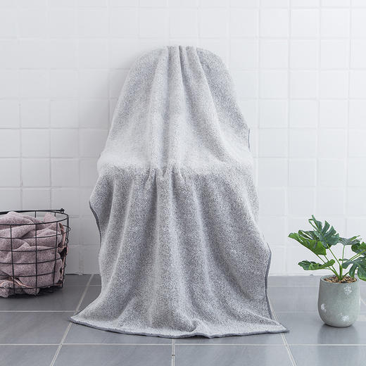 家减尘除竹炭纤维浴巾8230家居清洁新品（颜色随机） 商品图0