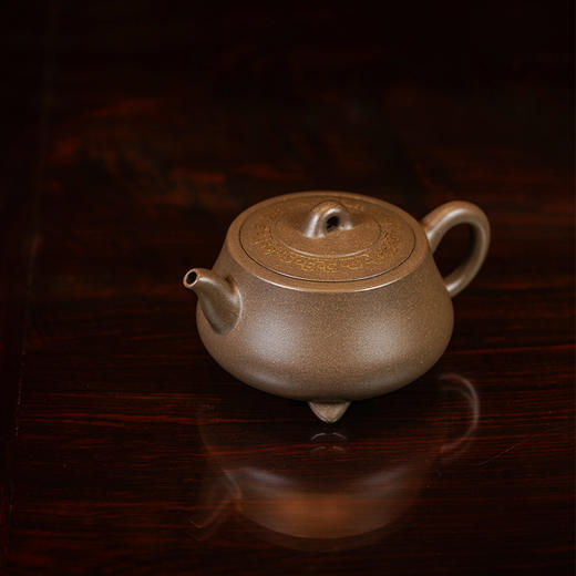 龙德堂陶艺 徐飞制《福鼎》原矿青段 270cc (库存请咨询客服) 商品图0