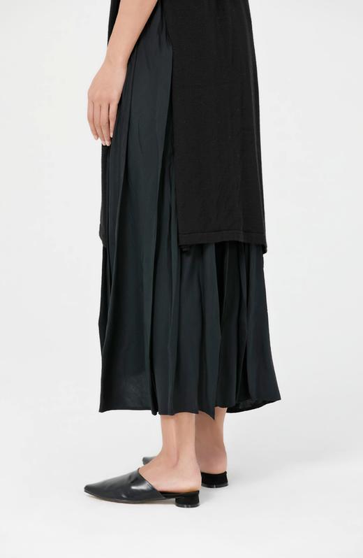 OFFiNG 羊绒拼接百褶雪纺连衣裙 - 黑色 商品图1