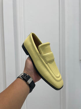 BV方头大鳄鱼纹复古春鞋4色